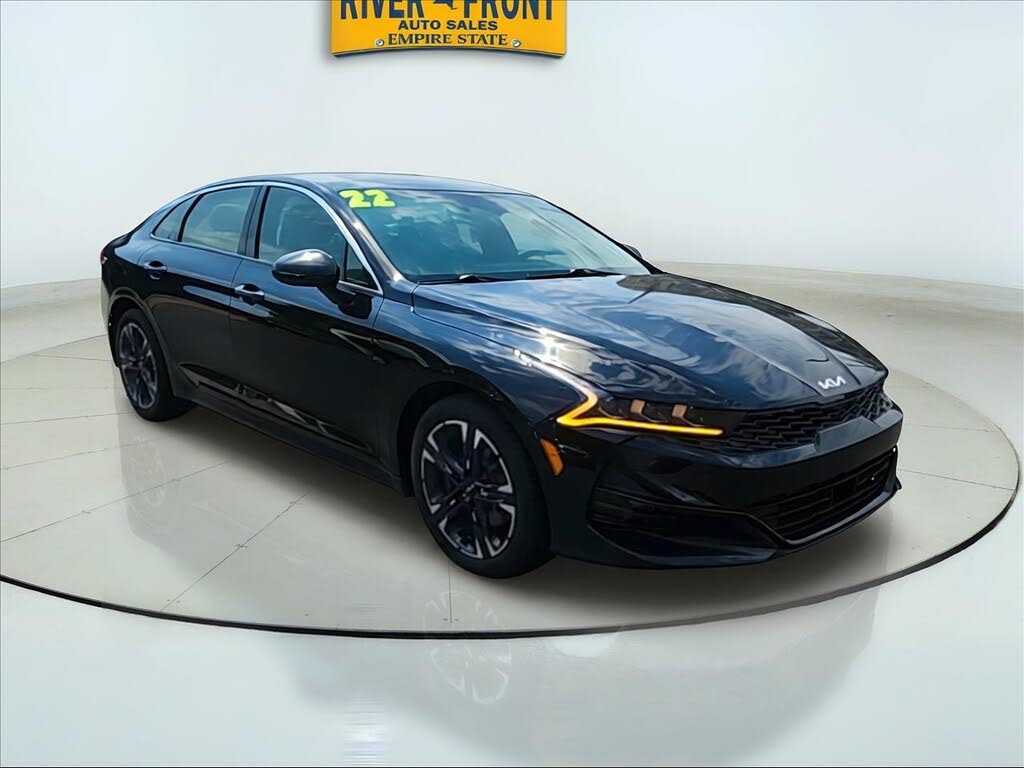 2022 Kia K5 GT-Line