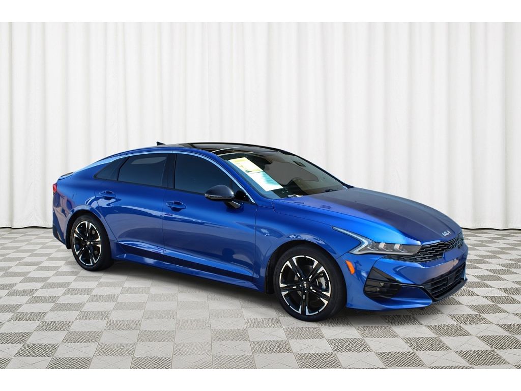 2022 Kia K5 GT-Line