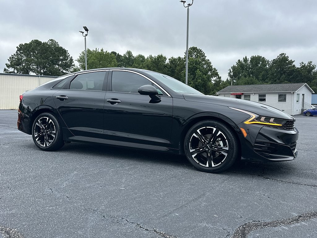 2023 Kia K5 GT-Line