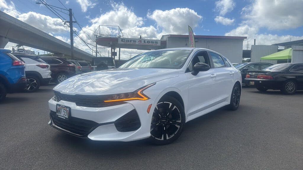 2023 Kia K5 GT-Line