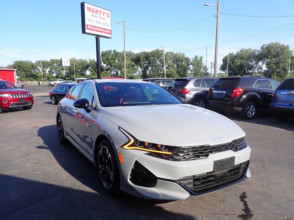 2024 Kia K5 GT-Line