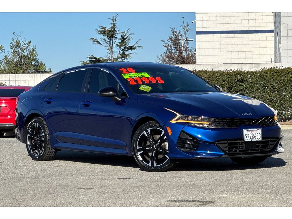 2024 Kia K5 GT-Line