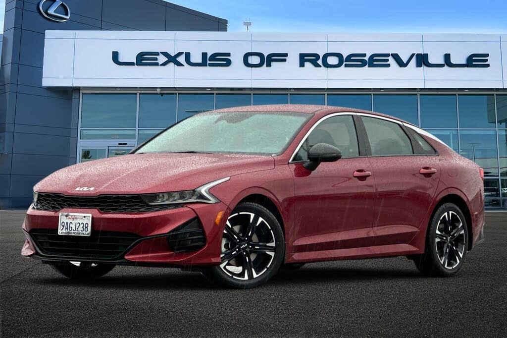 2022 Kia K5 GT-Line