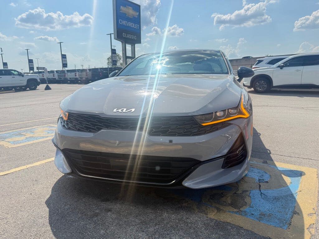 2024 Kia K5 GT-Line