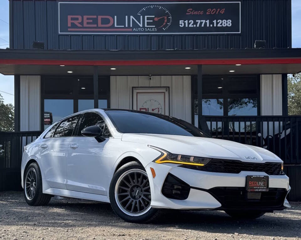 2022 Kia K5 GT-Line