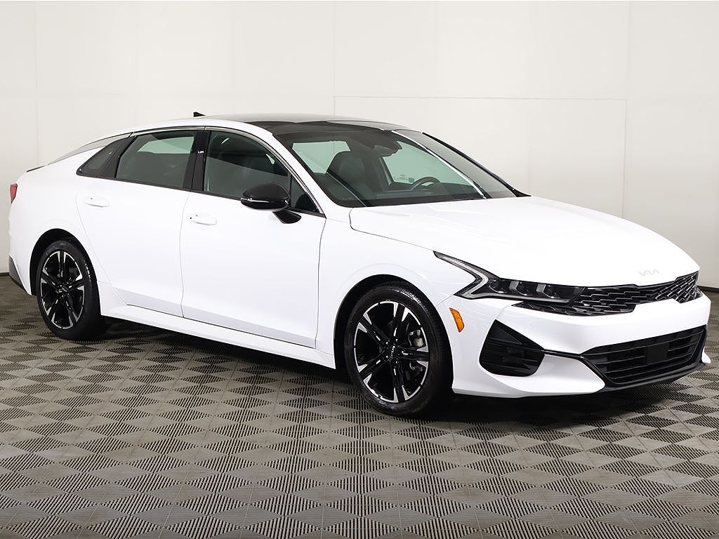 2022 Kia K5 GT-Line