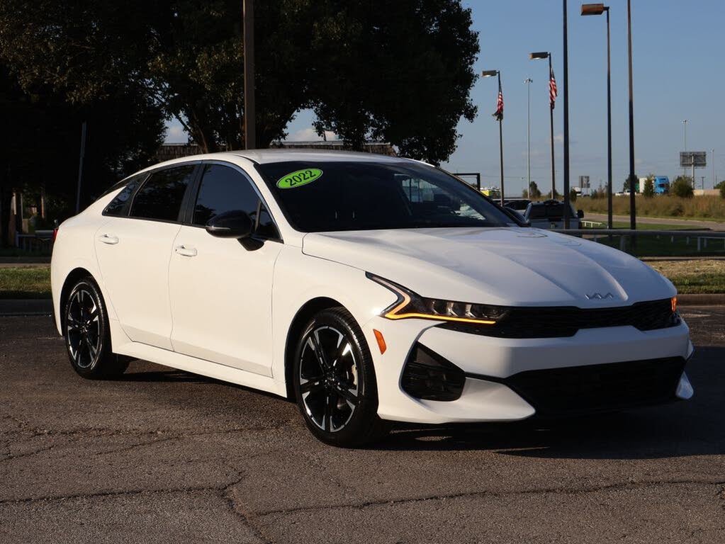 2022 Kia K5 GT-Line