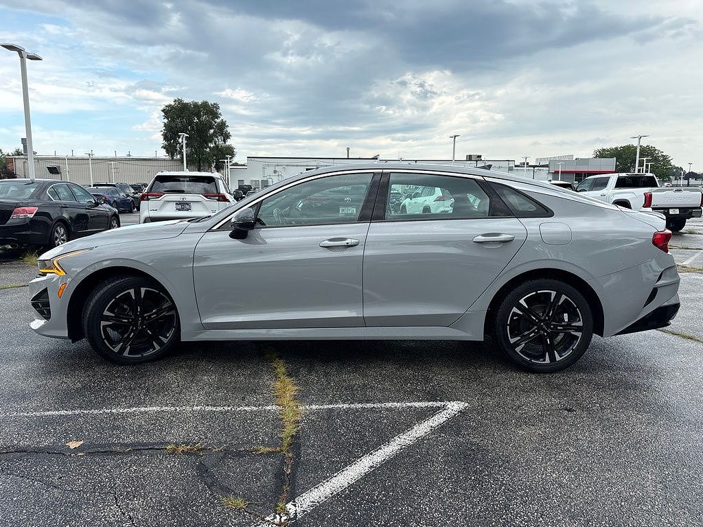 2022 Kia K5 GT-Line