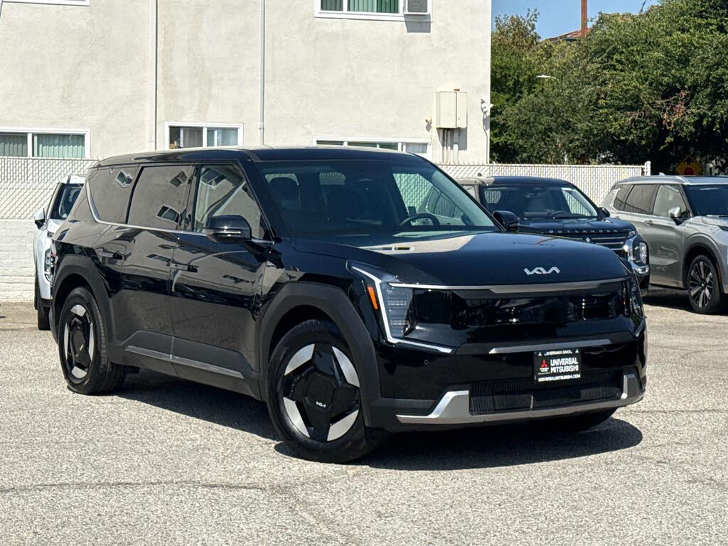 2026 Kia EV9 photo 1