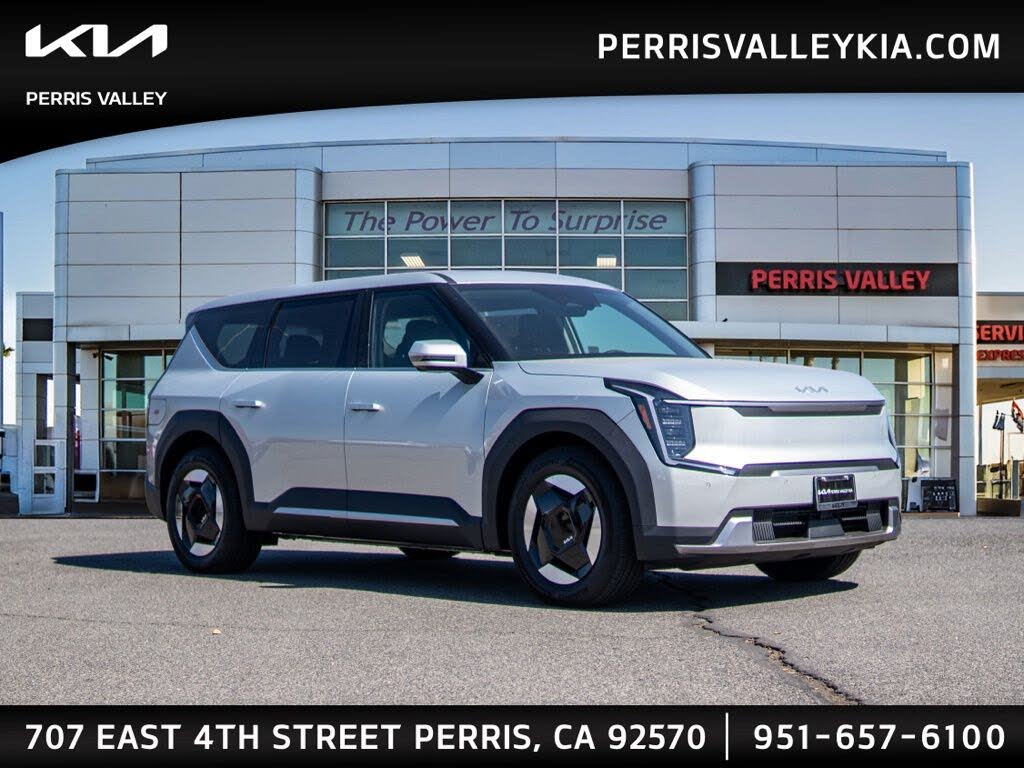 2026 Kia EV9 Light