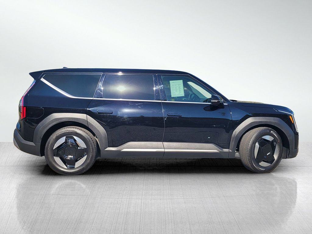 2026 Kia EV9 LIGHT LONG RANGE