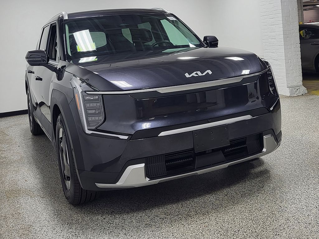 2026 Kia EV9 Wind