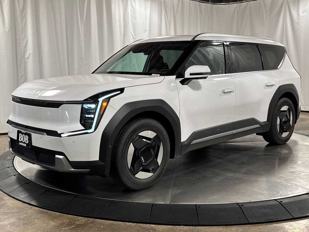 2026 Kia EV9 Wind