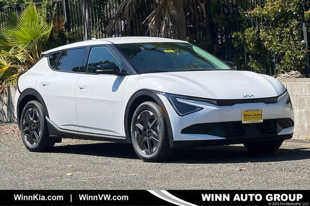 2026 Kia EV6 Wind