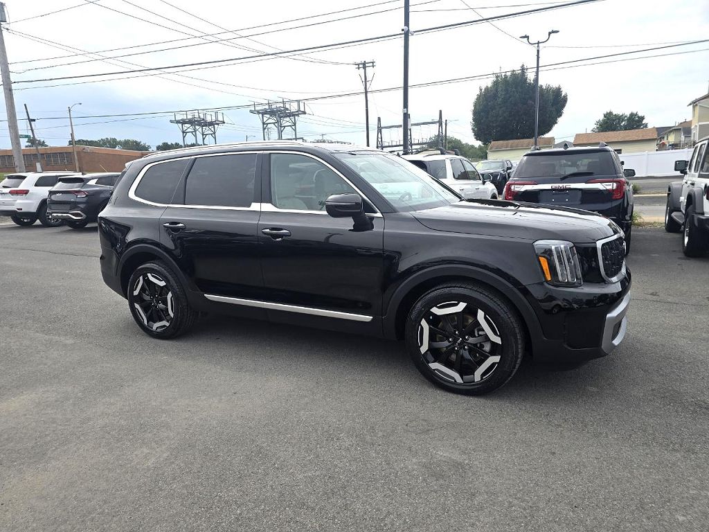 2023 Kia Telluride EX X-Line