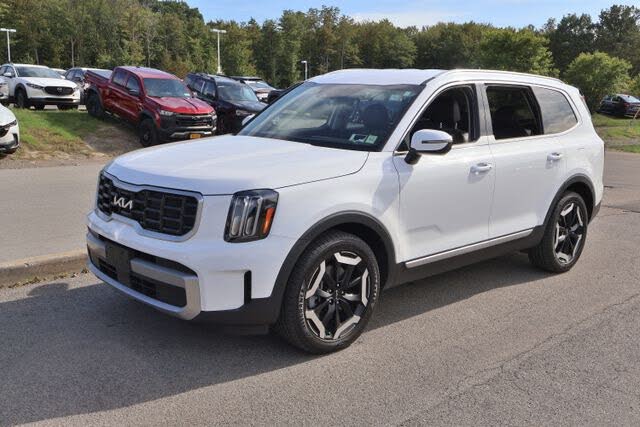 2023 Kia Telluride S