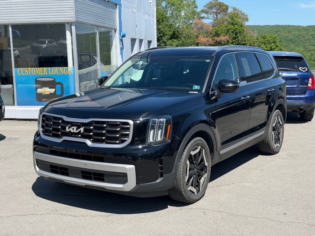 2023 Kia Telluride S