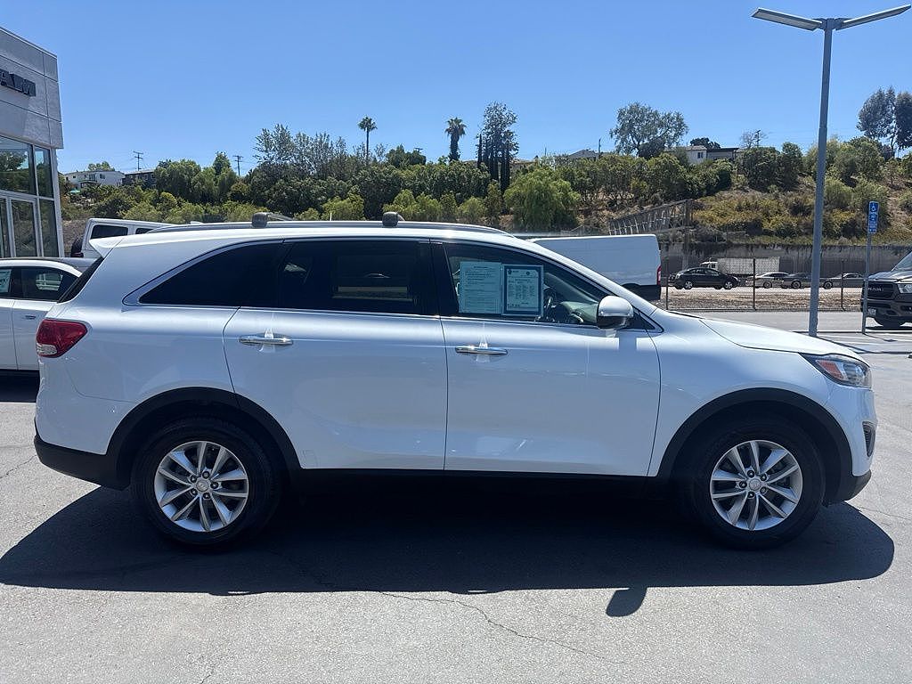 2016 Kia Sorento 2.4L LX FWD