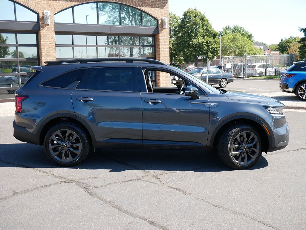 2022 Kia Sorento X-Line EX