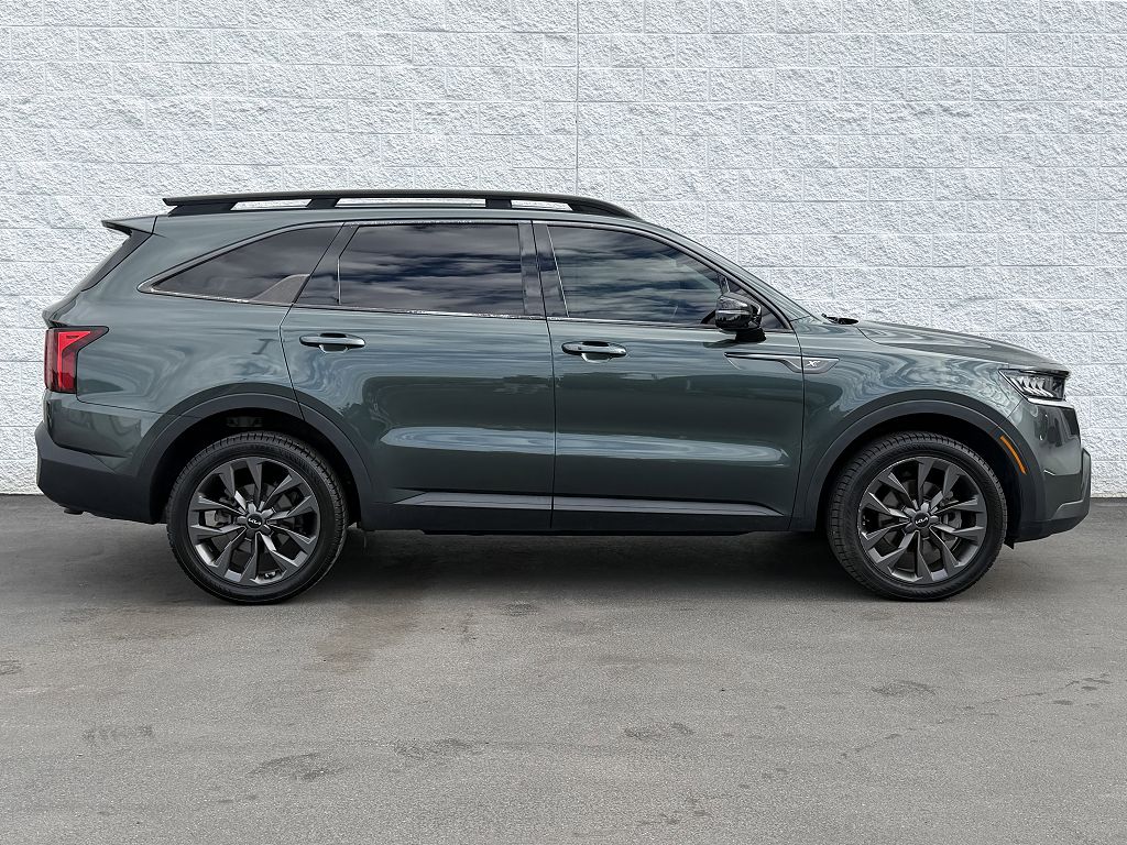 2022 Kia Sorento X-Line EX