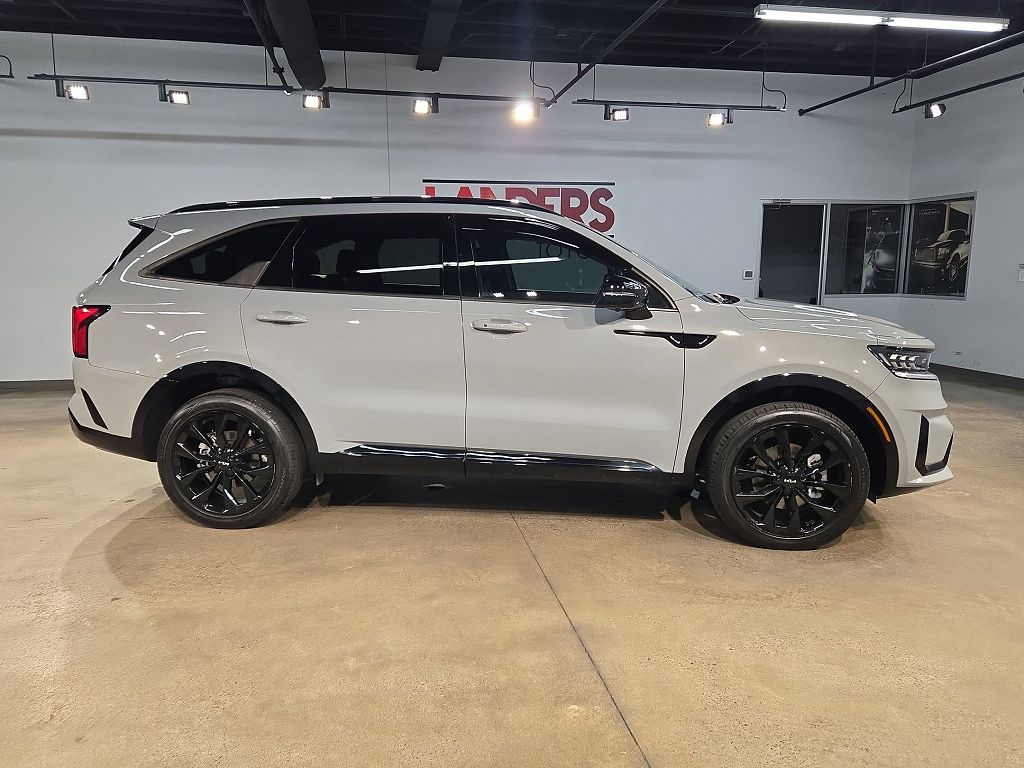 2023 Kia Sorento X-Line SX Prestige
