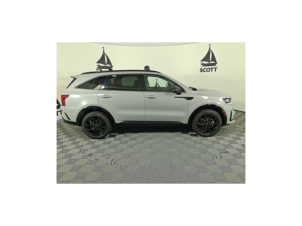 2022 Kia Sorento SX