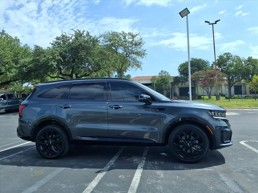2022 Kia Sorento SX