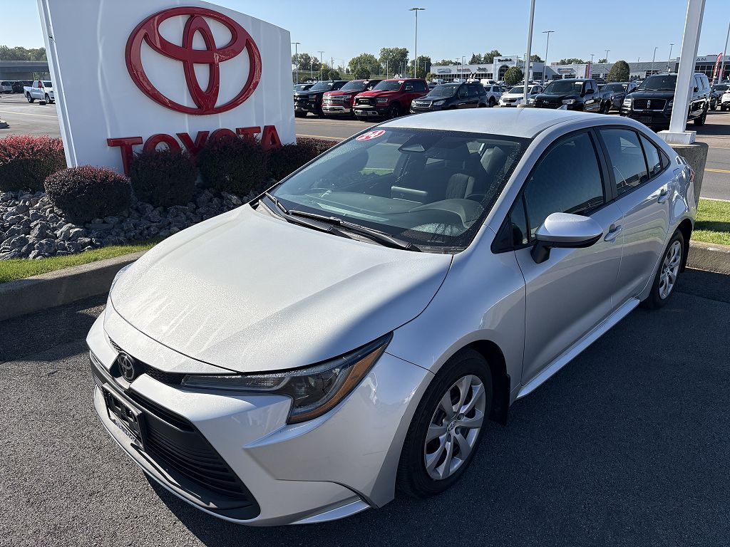 2024 Toyota Corolla LE