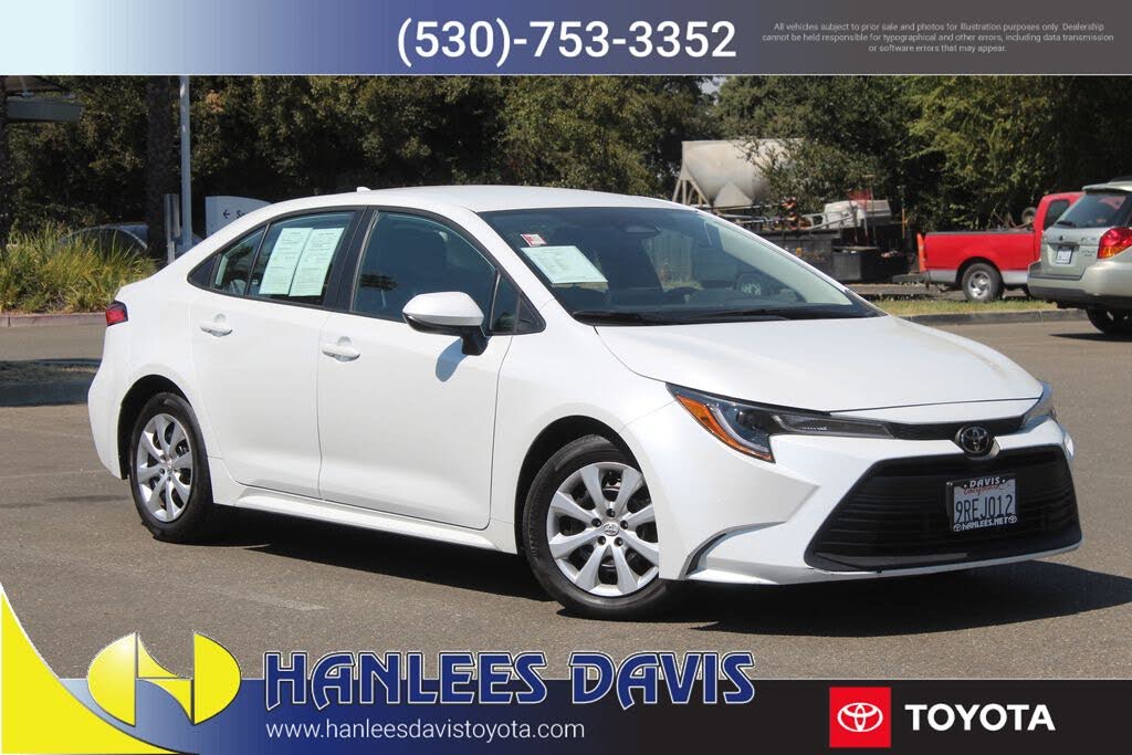 2025 Toyota Corolla LE