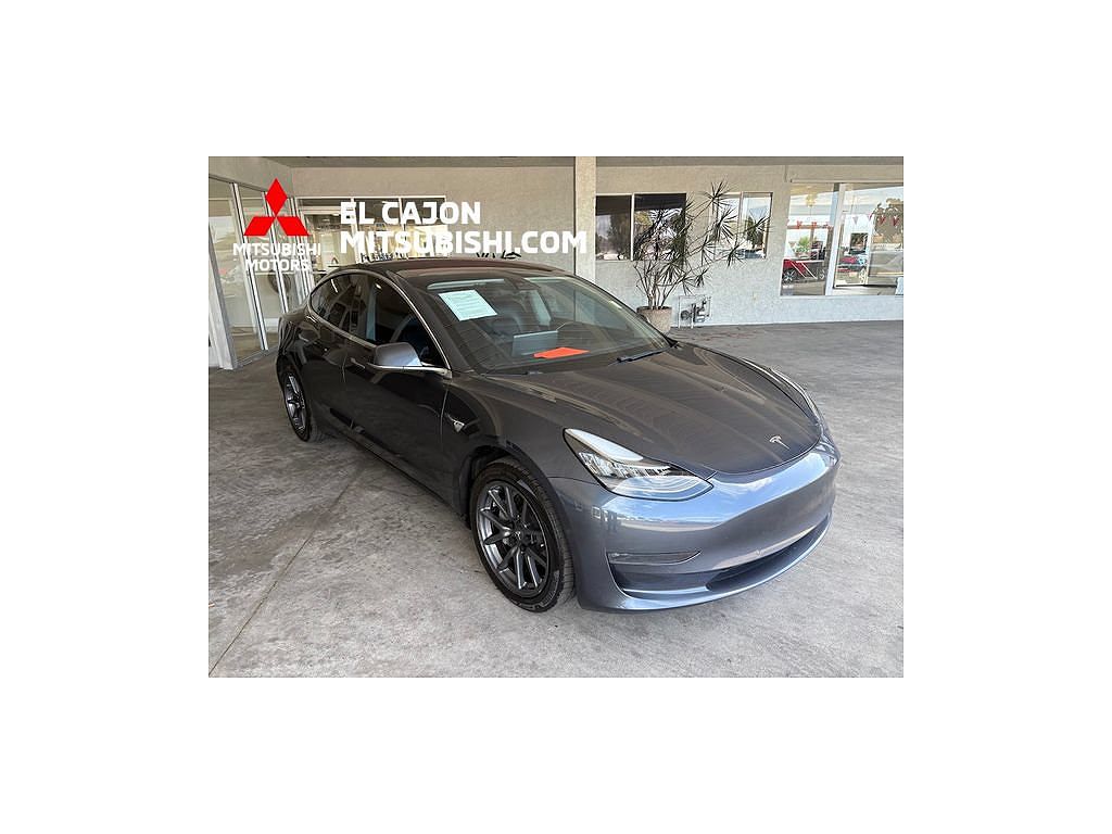 2017 Tesla Model 3 photo 1