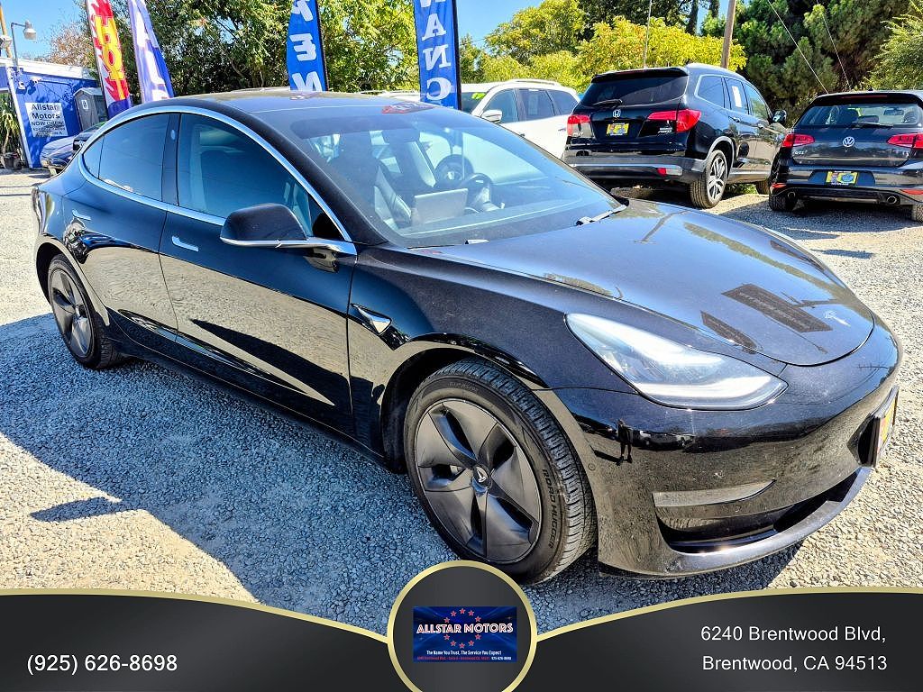 2018 Tesla Model 3 photo 1