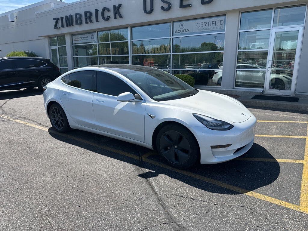 2020 Tesla Model 3 Standard Range Plus