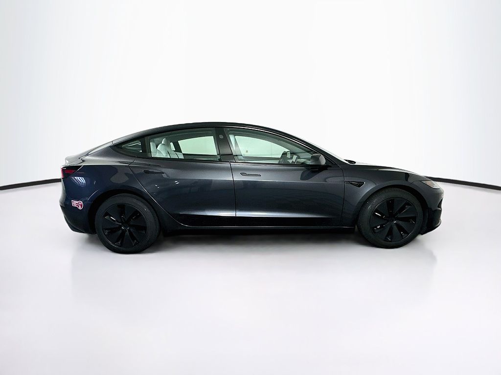 2024 Tesla Model 3 photo 1