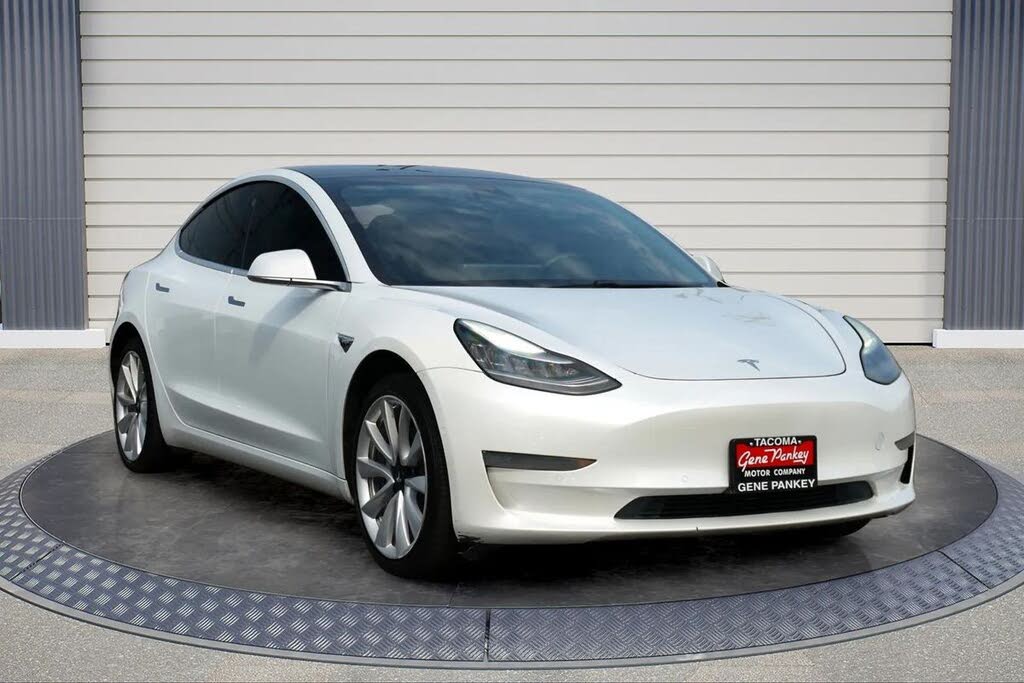 2019 Tesla Model 3 photo 1