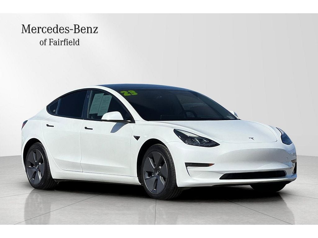 2023 Tesla Model 3 photo 1