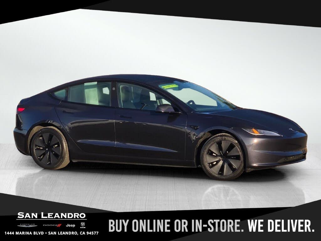 2025 Tesla Model 3 photo 1