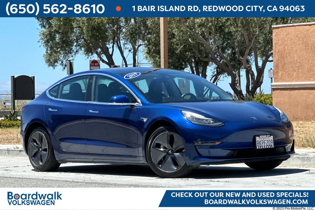 2019 Tesla Model 3 photo 1