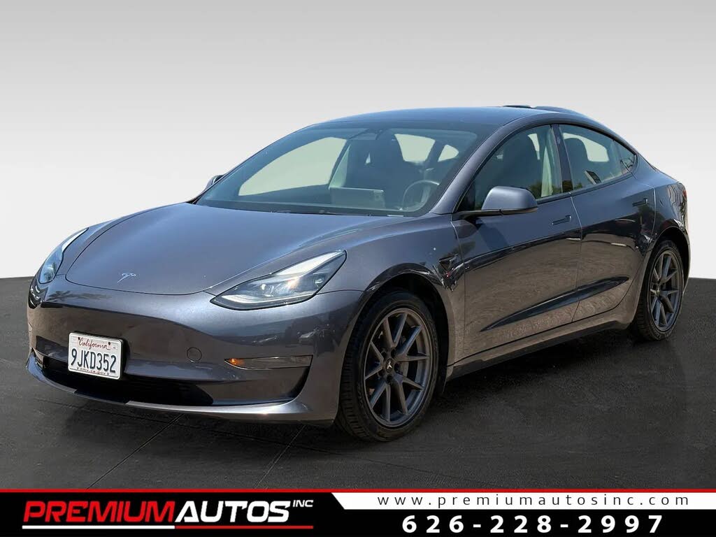 2023 Tesla Model 3 photo 1