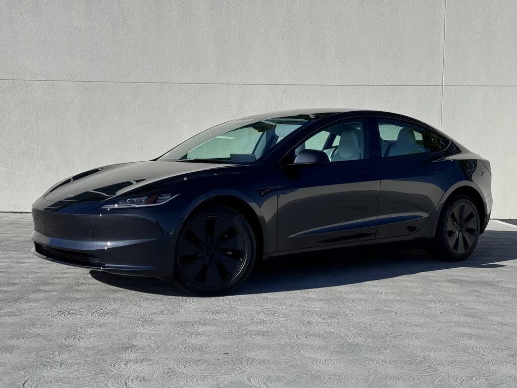 2025 Tesla Model 3 photo 1