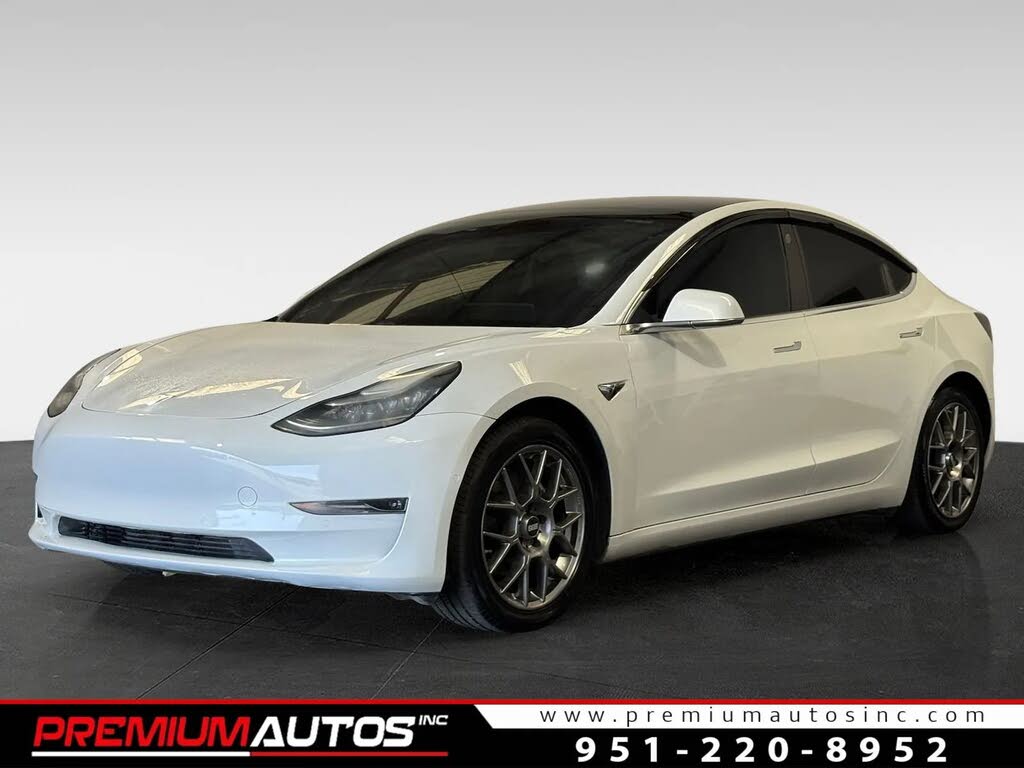 2018 Tesla Model 3 photo 1