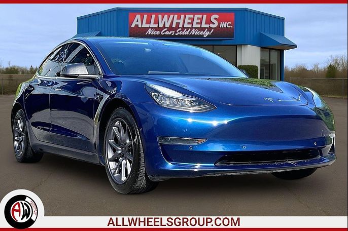 2020 Tesla Model 3 photo 2