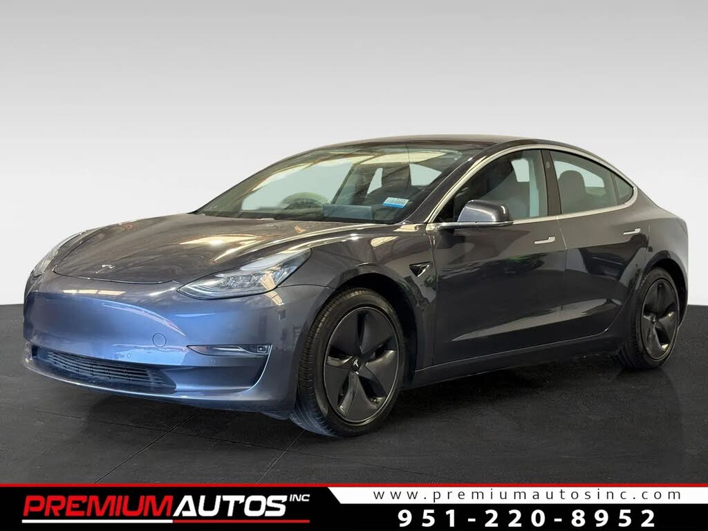 2020 Tesla Model 3 photo 1