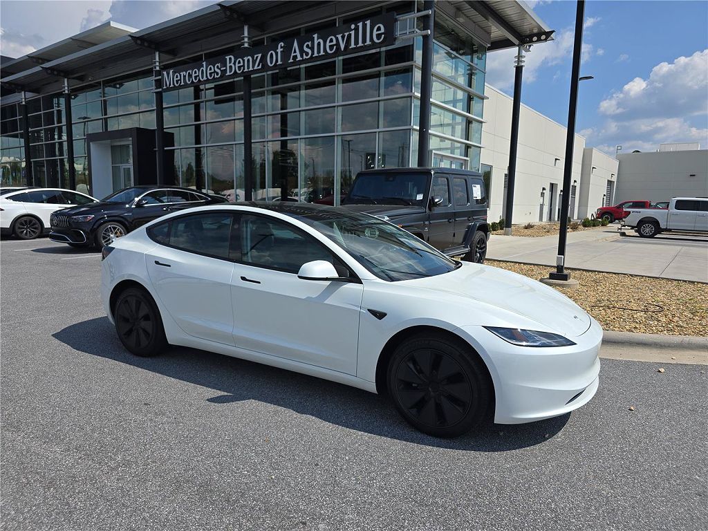 2025 Tesla Model 3 Long Range