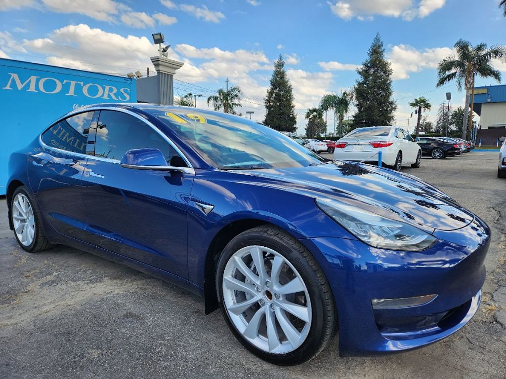 2019 Tesla Model 3 Mid Range