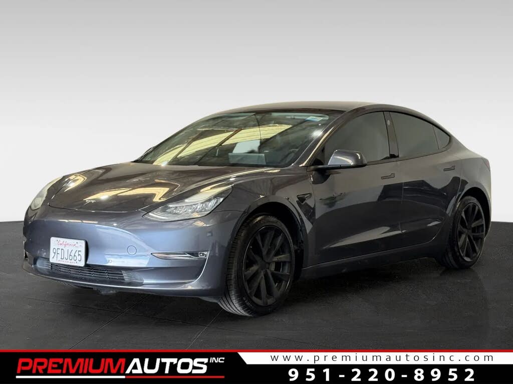 2020 Tesla Model 3 photo 1