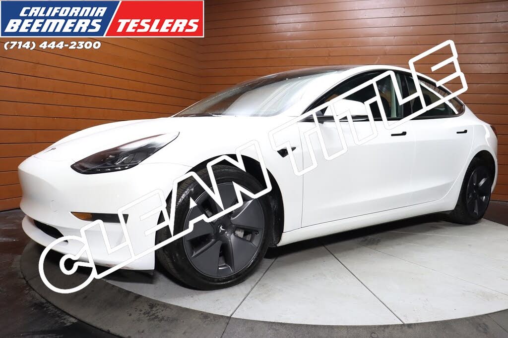 2023 Tesla Model 3 photo 1