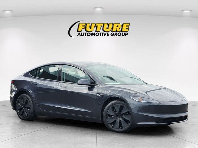 2025 Tesla Model 3 photo 1