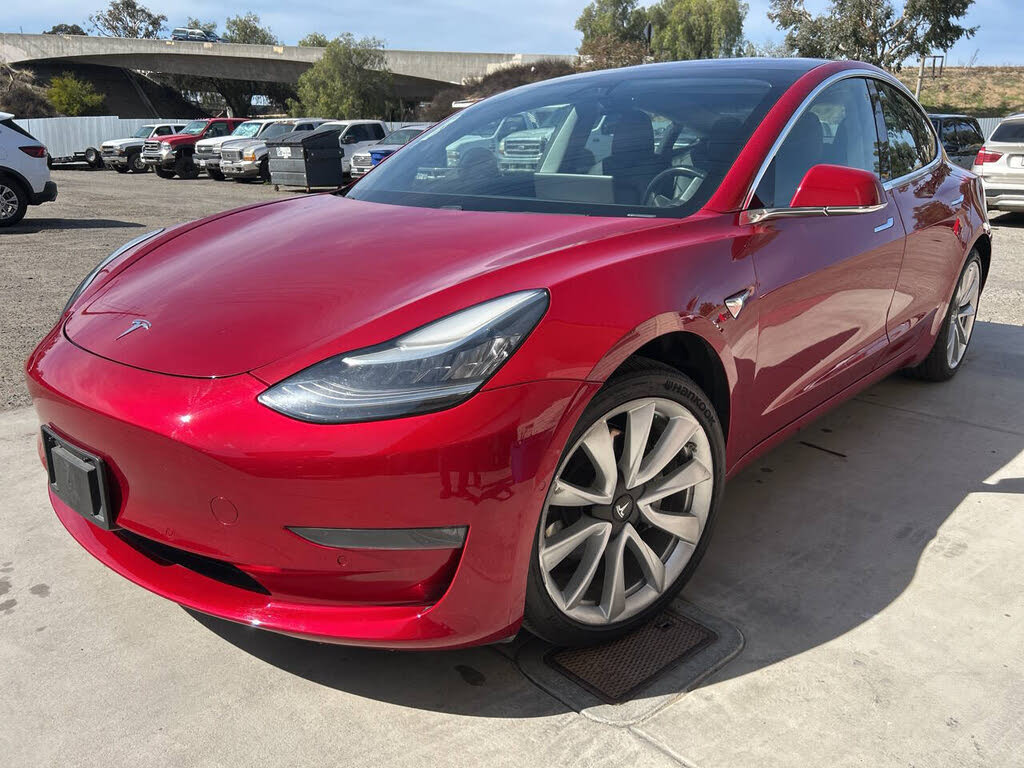 2019 Tesla Model 3 photo 1