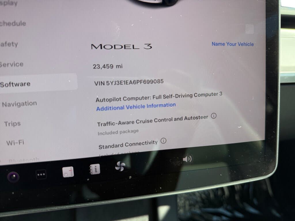 2023 Tesla Model 3 photo 1