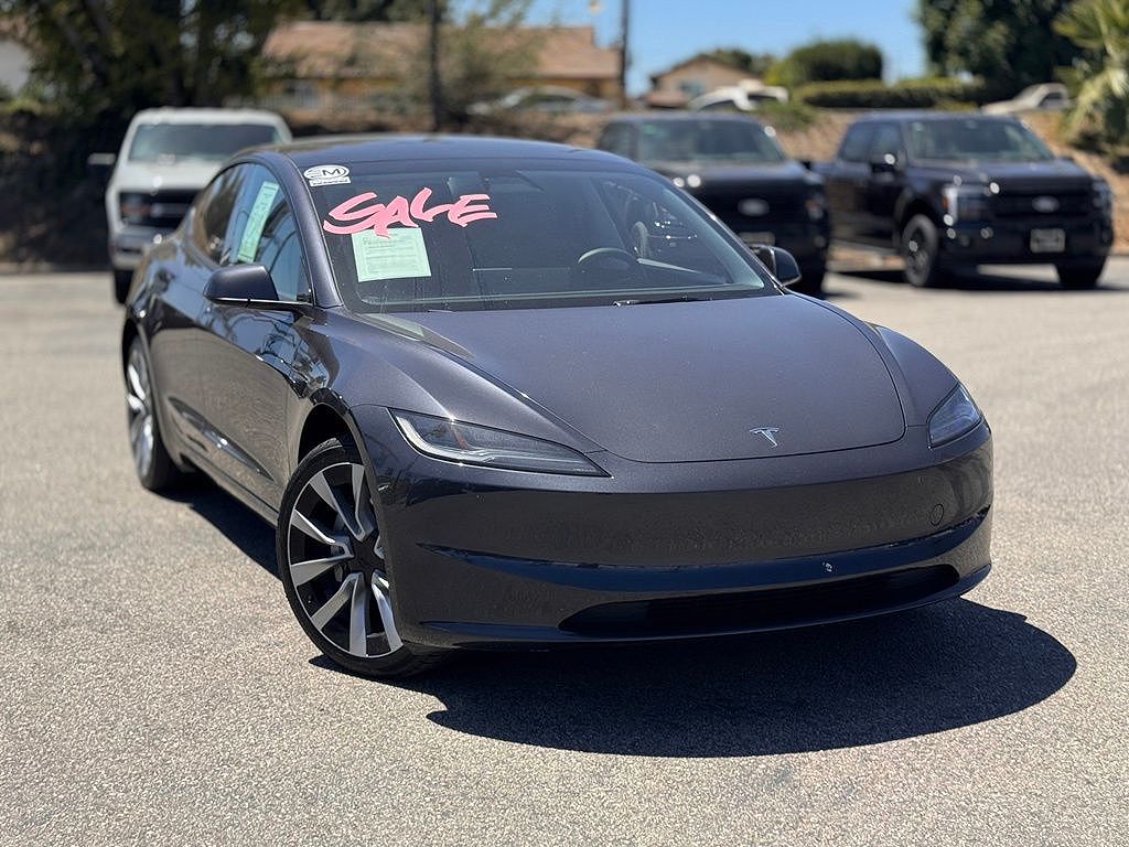 2024 Tesla Model 3 photo 1